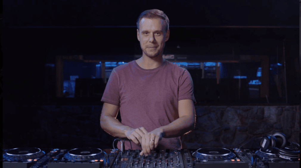 Armin Van Buuren Dance Music Masterclass Review- Stage Show